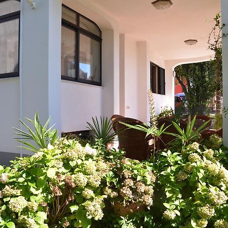 Apartments Bertok Копер Екстериор снимка
